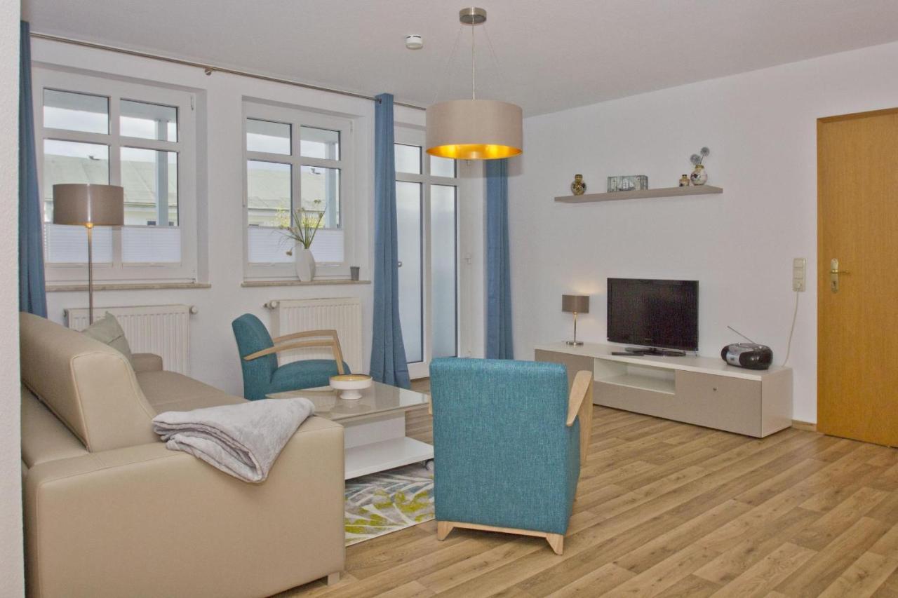 גוהרן Ferienwohnung Mit Balkon, Gratis Nutzung Vom Ahoi Erlebnisbad Und Sauna In Sellin - Haus Strandeck Fewo 07 מראה חיצוני תמונה